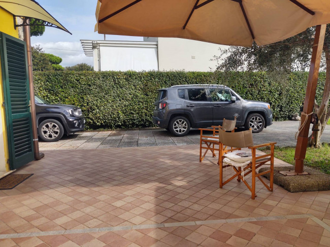 Villa in vendita a Marina Di Pietrasanta, Pietrasanta (LU)