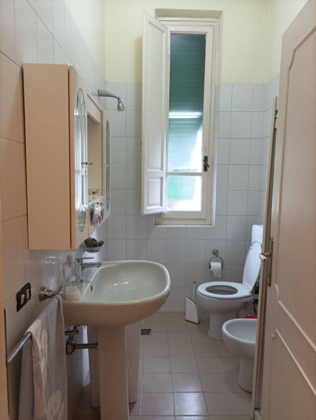 family house for sale in Pietrasanta