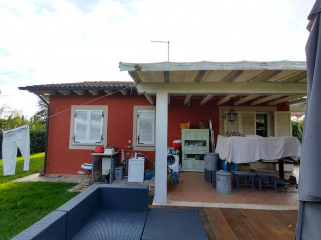 Casa indipendente in vendita a Marina Di Pietrasanta, Pietrasanta (LU)