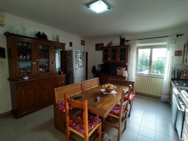 Casa semi-indipendente in vendita a Pietrasanta (LU)