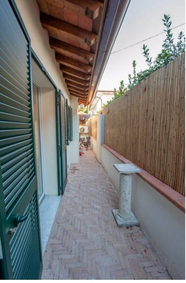 villa indipendente in affitto a Forte dei Marmi