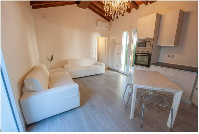 villa indipendente in affitto a Forte dei Marmi