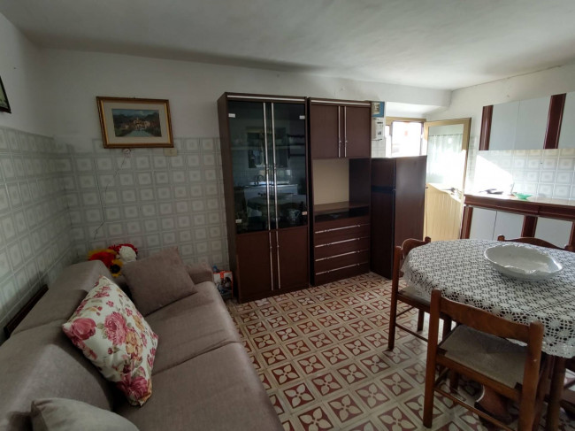 terratetto in vendita a Massa