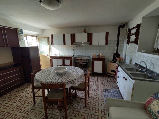 terratetto in vendita a Massa