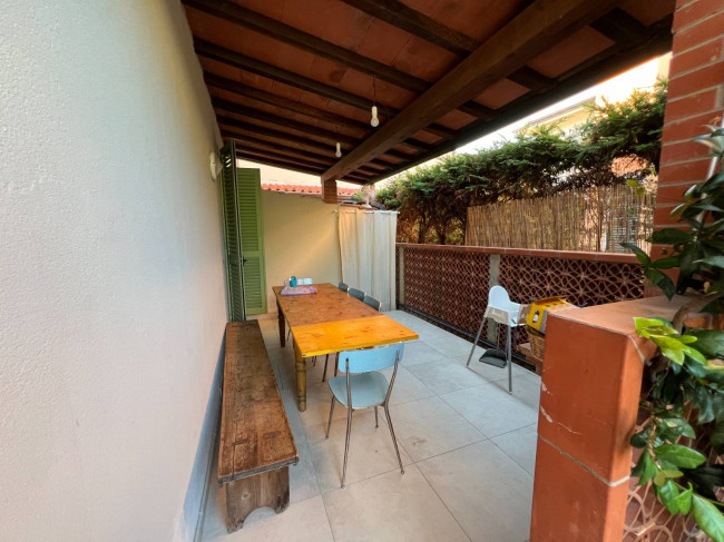 Villa semindipendente in vendita a Pietrasanta