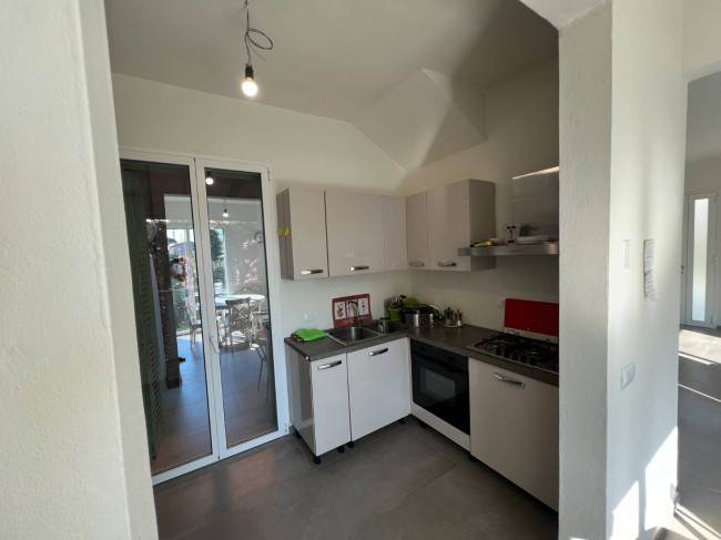 Villa semindipendente in vendita a Pietrasanta