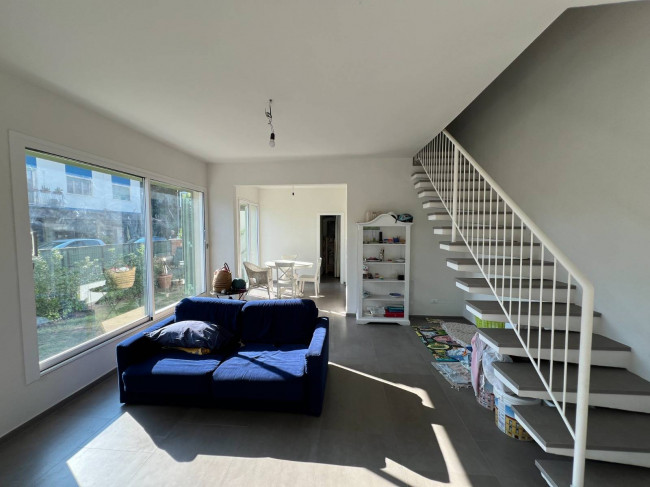 Villa semindipendente in vendita a Pietrasanta