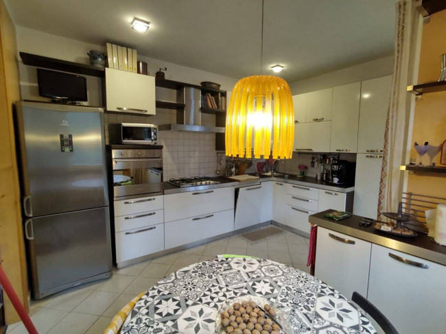 casa indipendente in vendita a Massarosa