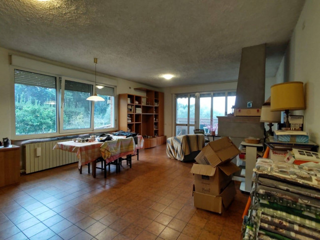 casa indipendente in vendita a Massarosa