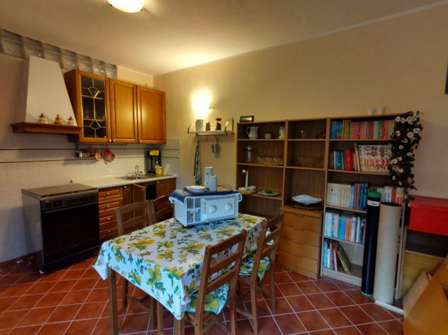 casa indipendente in vendita a Massarosa