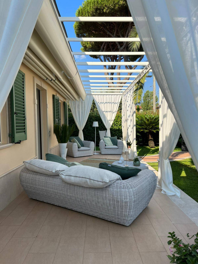 villa indipendente in vendita a Pietrasanta