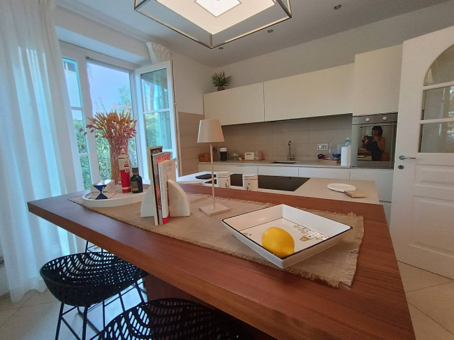 villa indipendente in vendita a Pietrasanta