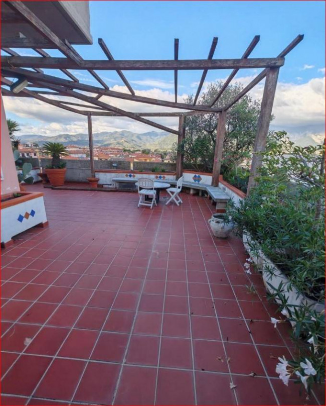 appartamento in vendita a Carrara