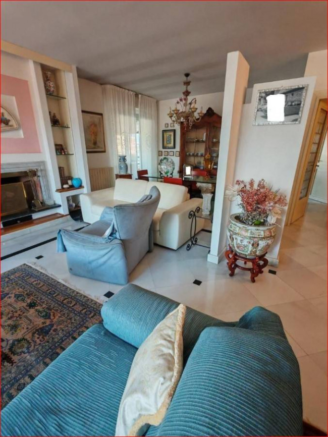 appartamento in vendita a Carrara