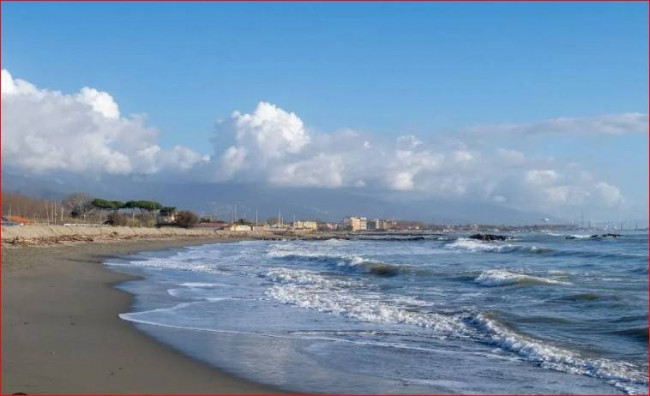 attico in vendita a Carrara