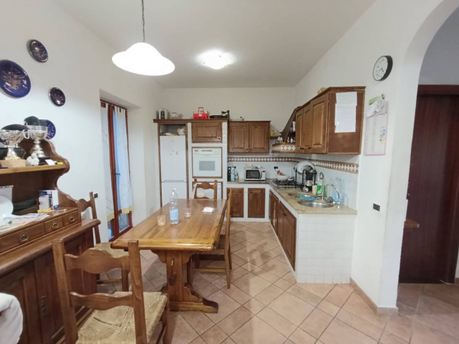 Villa semindipendente in vendita a Montignoso