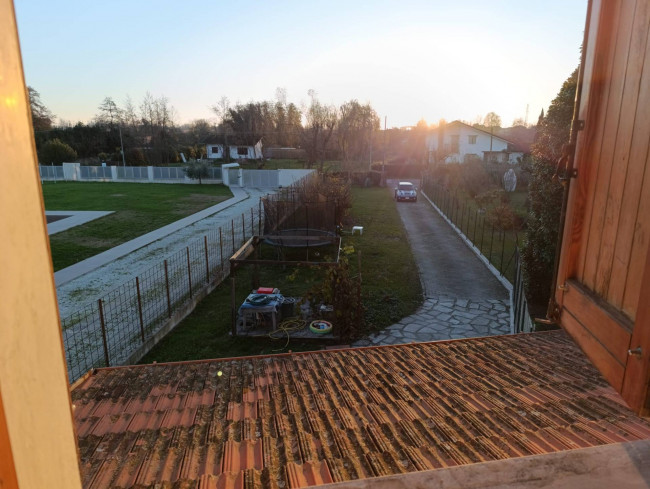 Villa semindipendente in vendita a Montignoso