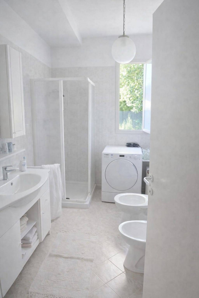 Villa semindipendente in vendita a Forte dei Marmi