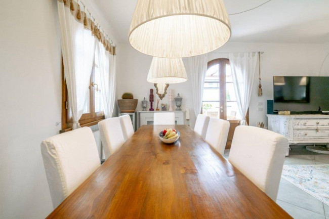 villa indipendente in affitto a Seravezza