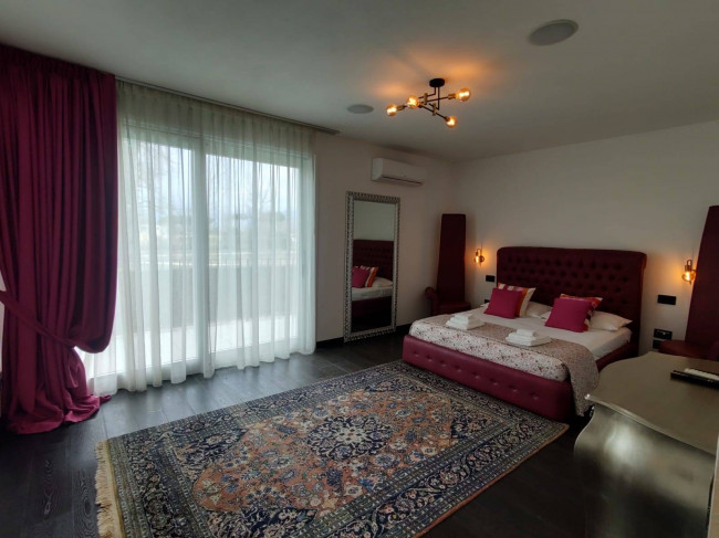 villa for sale in Forte dei Marmi