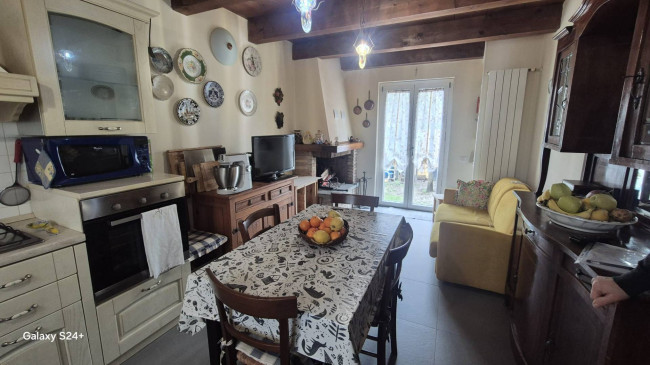 Villa in vendita a Montignoso