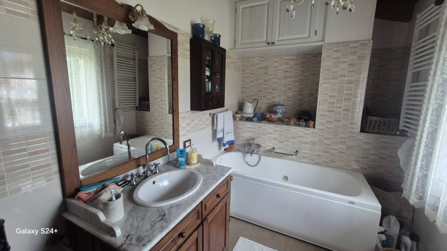 Villa in vendita a Montignoso