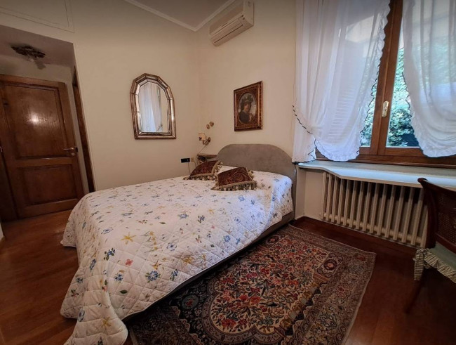 villa indipendente in affitto a Forte dei Marmi