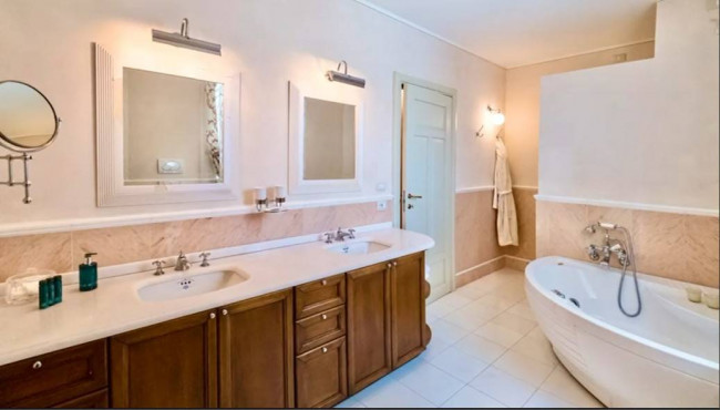 villa for rent/sale in Forte dei Marmi