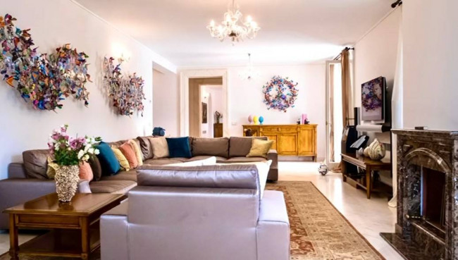 villa indipendente in affitto/vendita a Forte dei Marmi