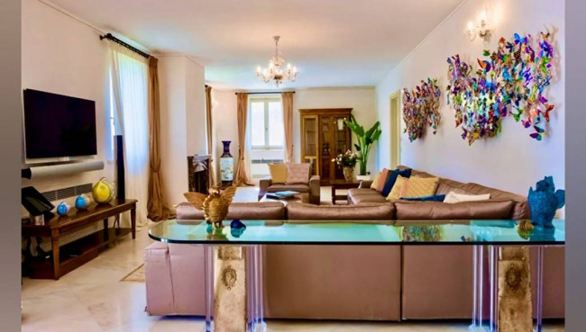 villa for rent/sale in Forte dei Marmi