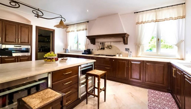 villa for rent/sale in Forte dei Marmi