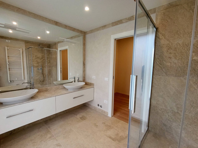 villa indipendente in vendita a Pietrasanta