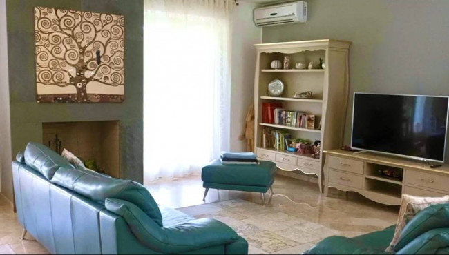 villa indipendente in vendita a Forte dei Marmi