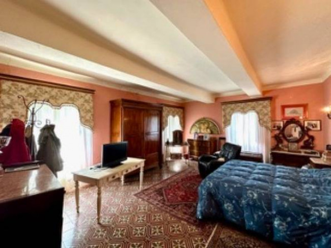 Villa in vendita a Castiglione di Garfagnana