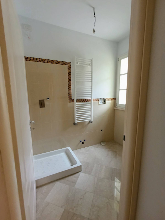 family house for sale in Pietrasanta