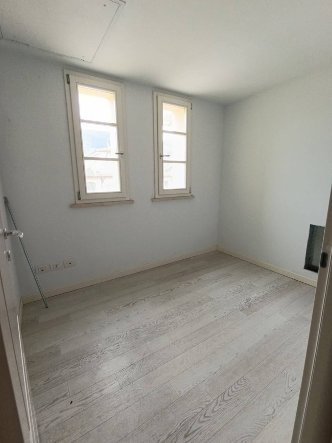 family house for sale in Pietrasanta