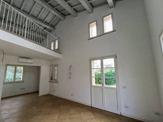 villa indipendente in vendita a Pietrasanta