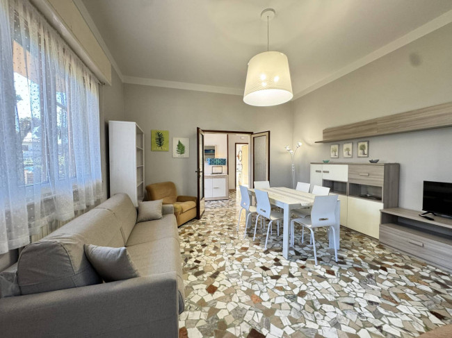 villa indipendente in vendita a Pietrasanta
