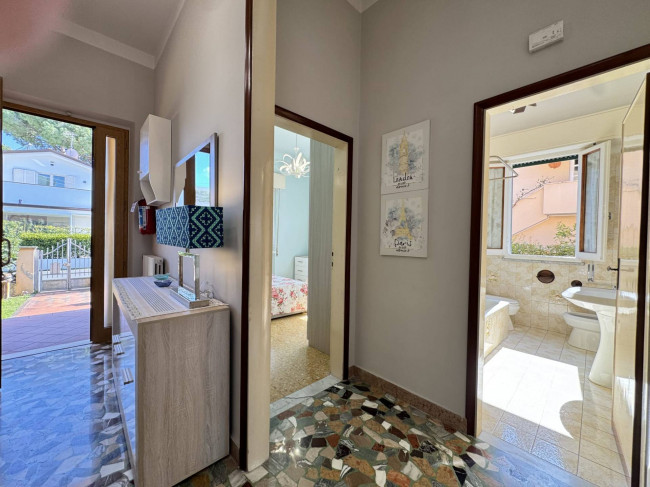 villa for sale in Pietrasanta
