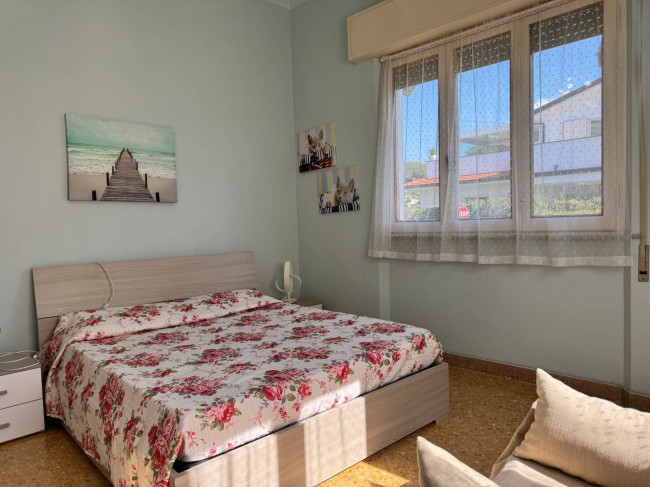 villa for sale in Pietrasanta