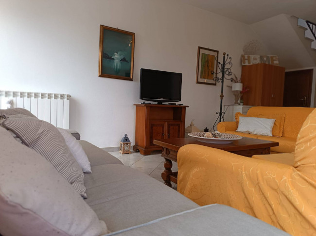 family house for sale in Pietrasanta