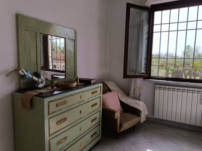 family house for sale in Pietrasanta