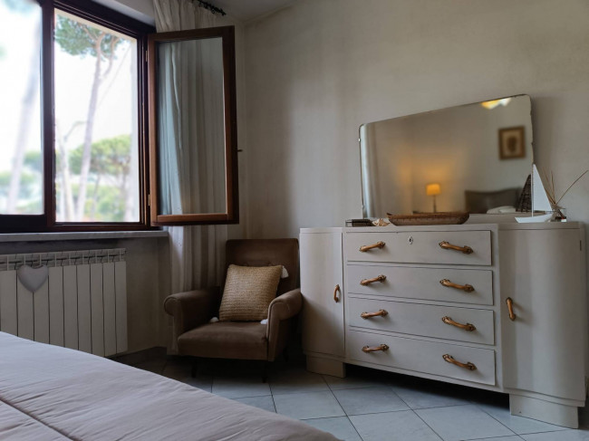 family house for sale in Pietrasanta