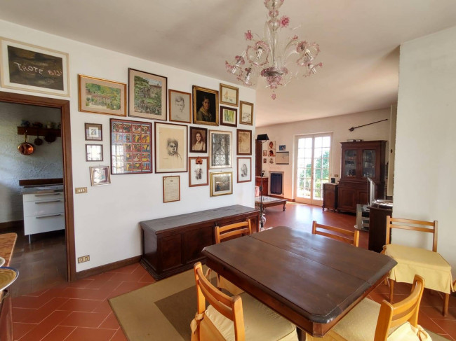 villa indipendente in vendita a Pietrasanta