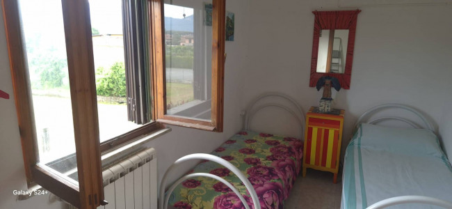 villa bifamiliare in vendita a Massa