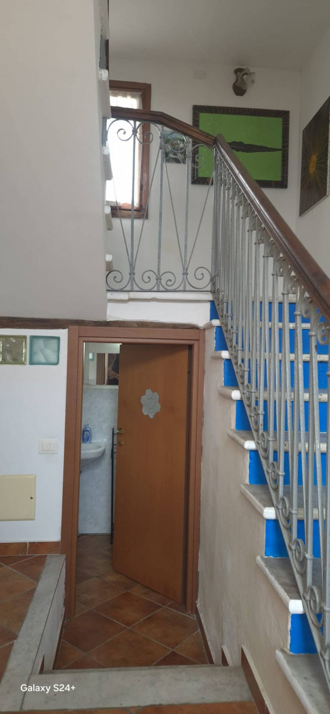 villa bifamiliare in vendita a Massa