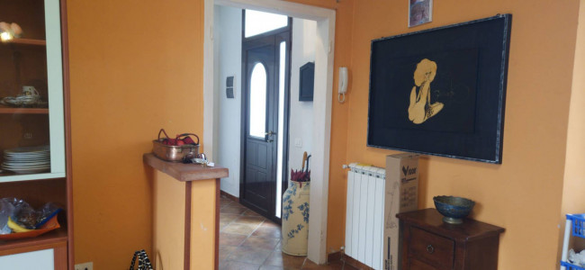 villa bifamiliare in vendita a Massa