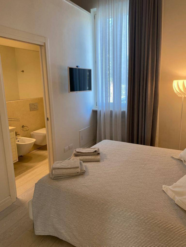 Villa single for rent in Forte dei Marmi