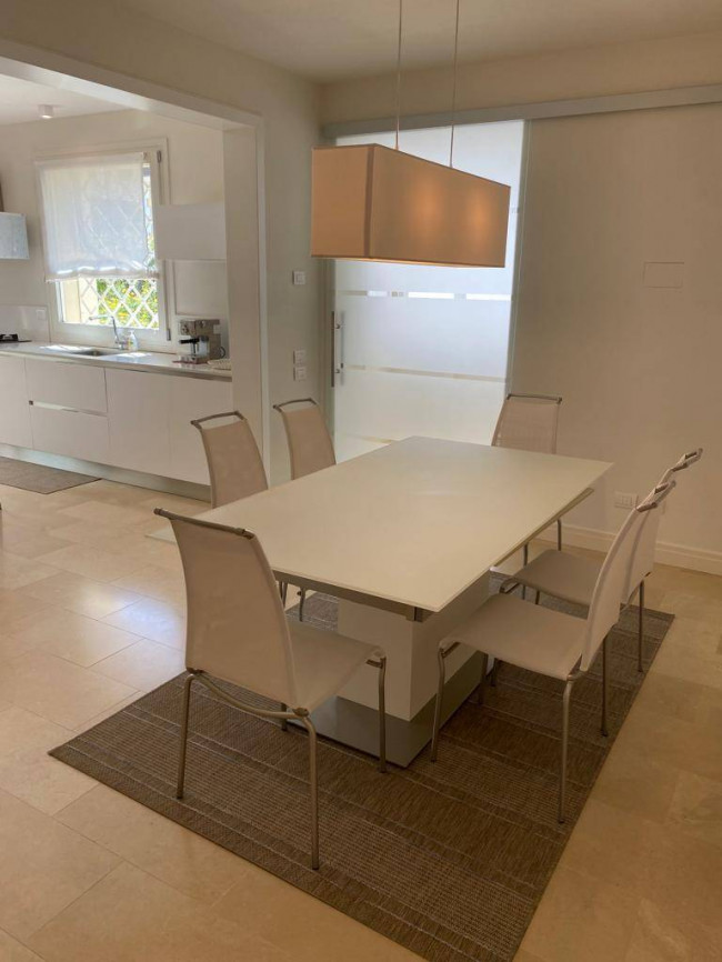 Villa single for rent in Forte dei Marmi