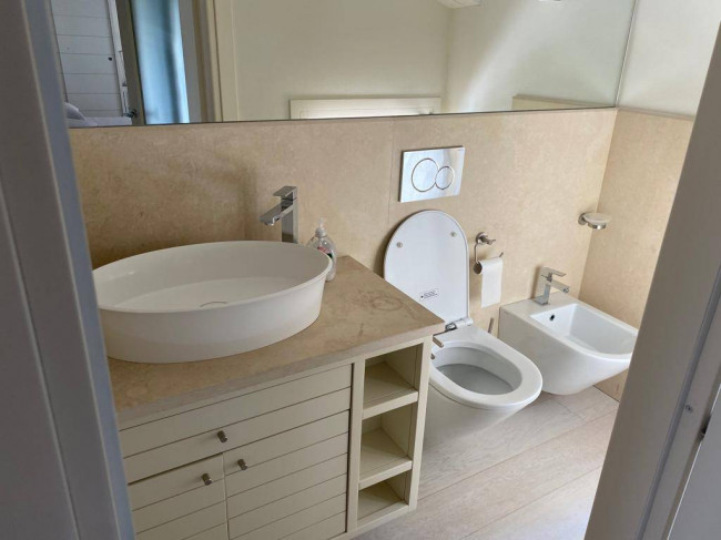 Villa single for rent in Forte dei Marmi